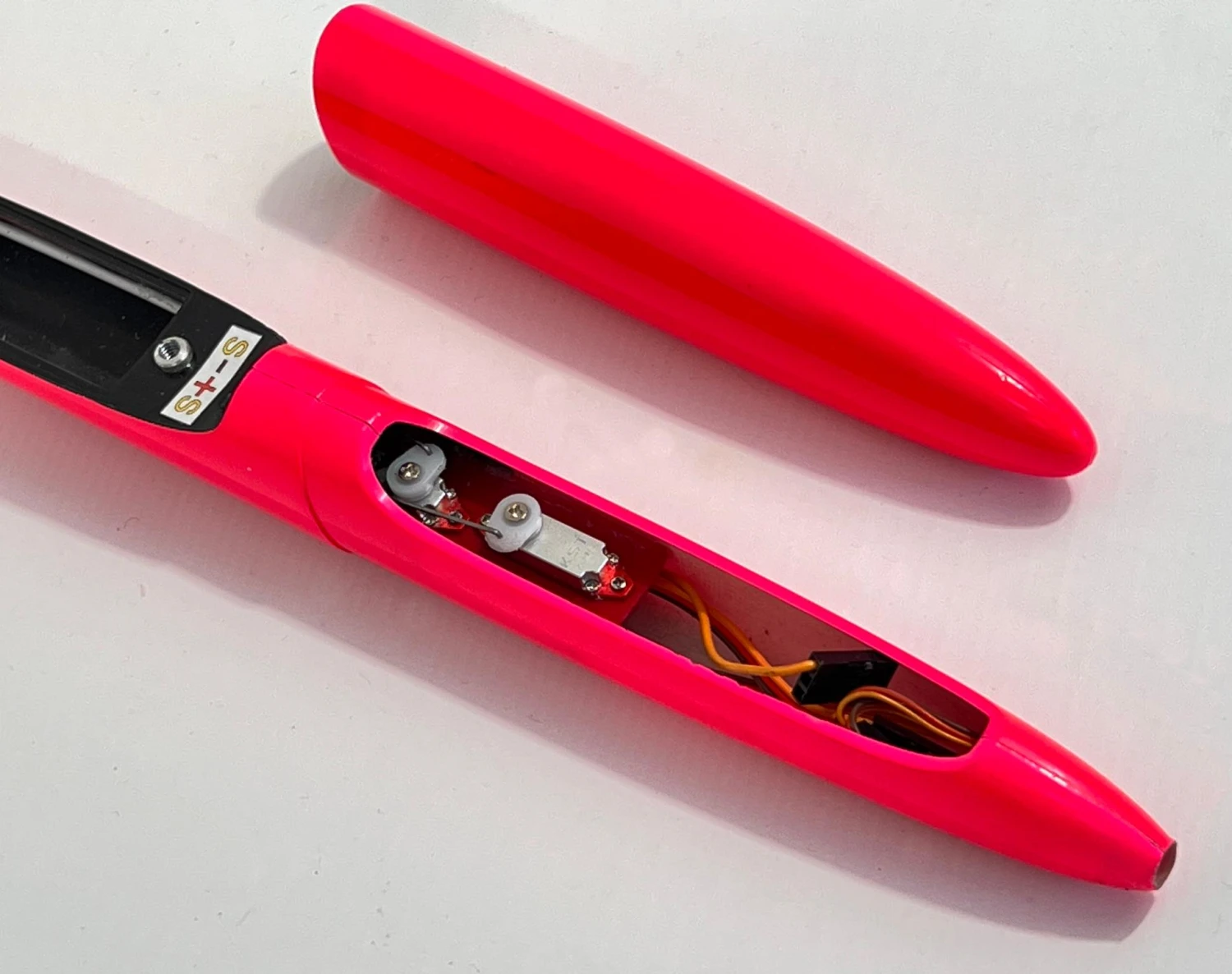 MicroMax Pocket F3F RTF Including Servos And Wing, Tail & Fuselage Bags 18 MicroMax Pocket F3F RTF Including Servos And Wing, Tail & Fuselage Bags - Image 16